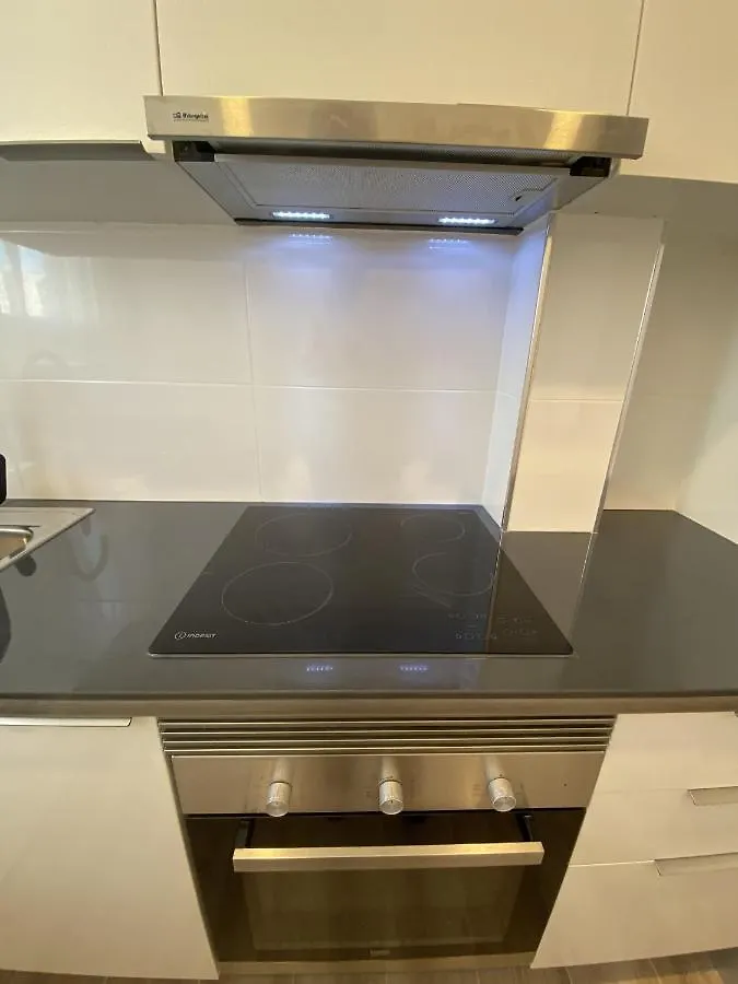 Josep Tarradellas Entire Apartment Sabadell 0*,